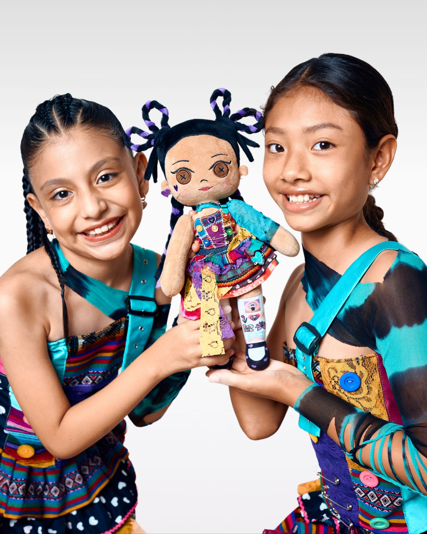 MUÑECA LATINCHOLA - EDICIÓN ORIGINAL