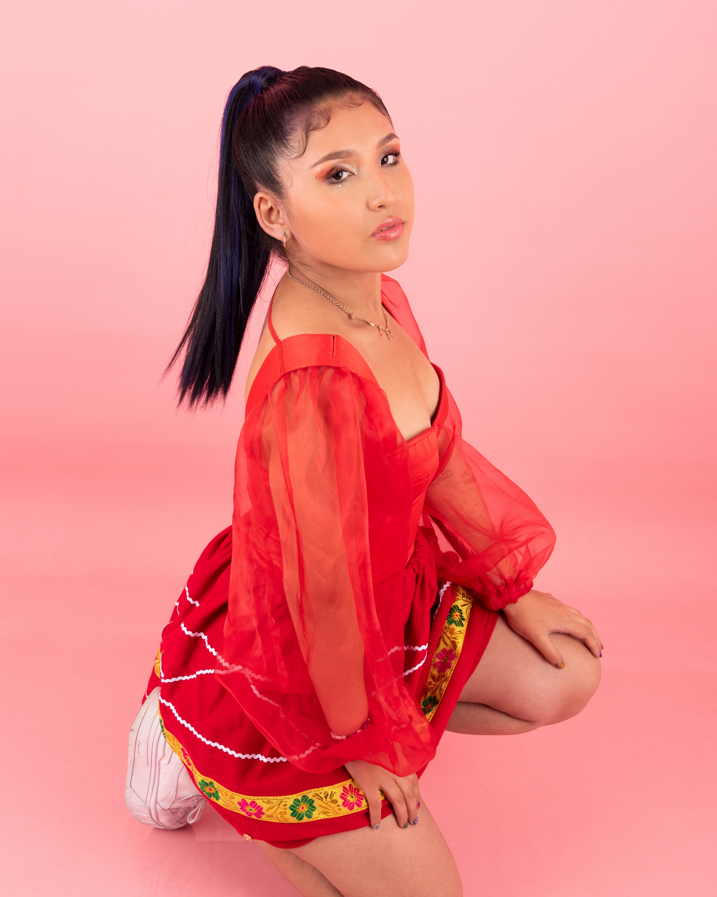 MUÑECA MILENA WARTHON - WARMISITAY (HECHA A MANO)