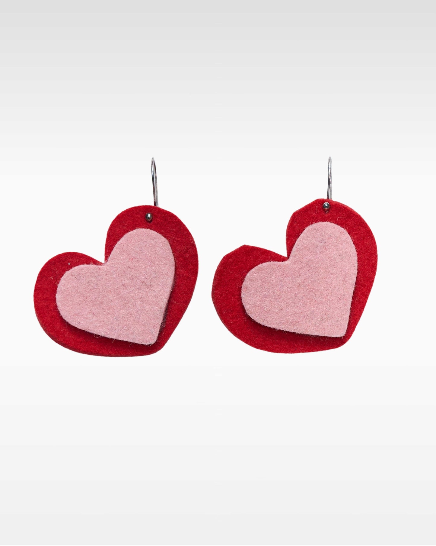 ARETES PARIS (CORAZÓN) - ROJO Y ROSADO